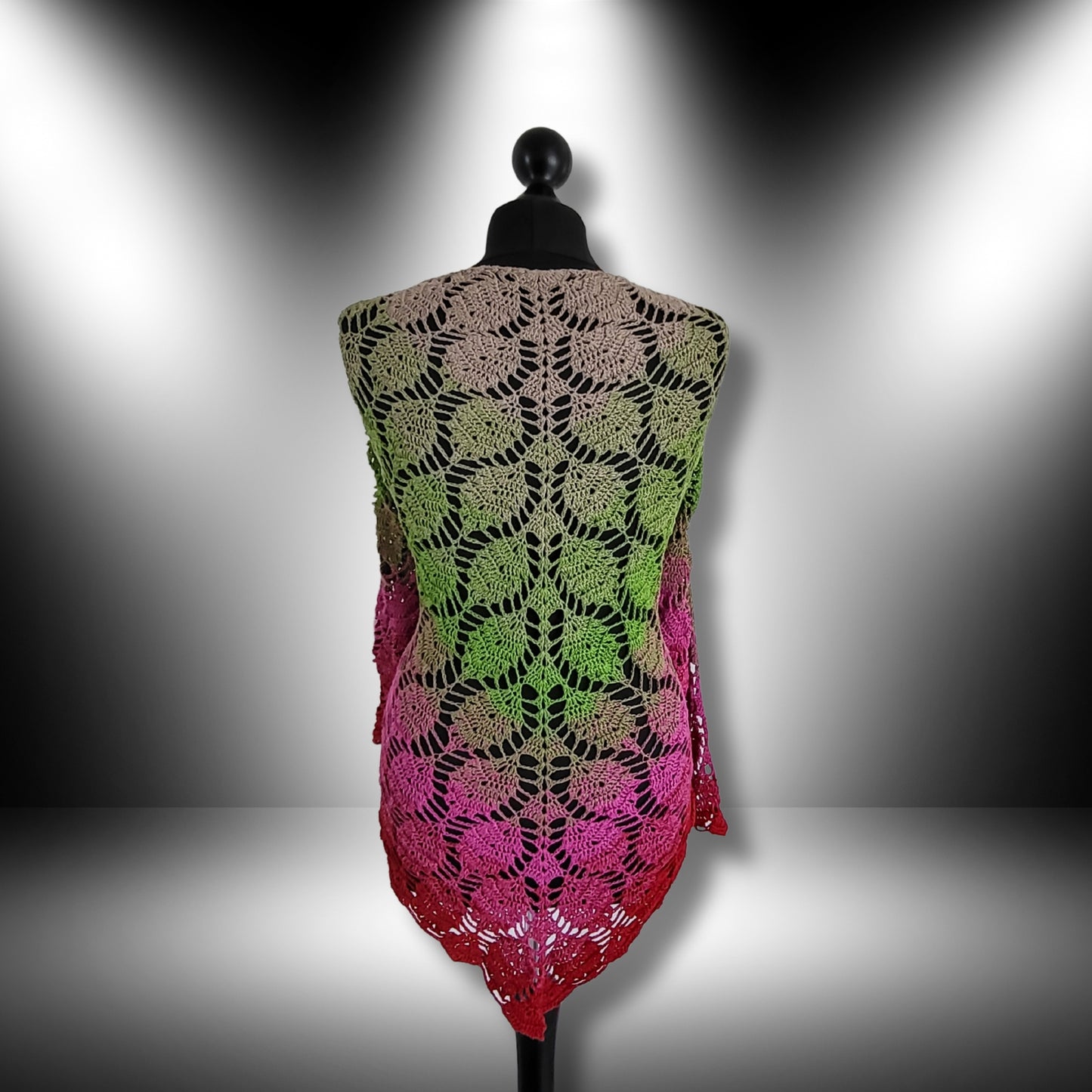 Häkelanleitung Tuch Wenn die Seele spricht auf Deutsch und Englisch