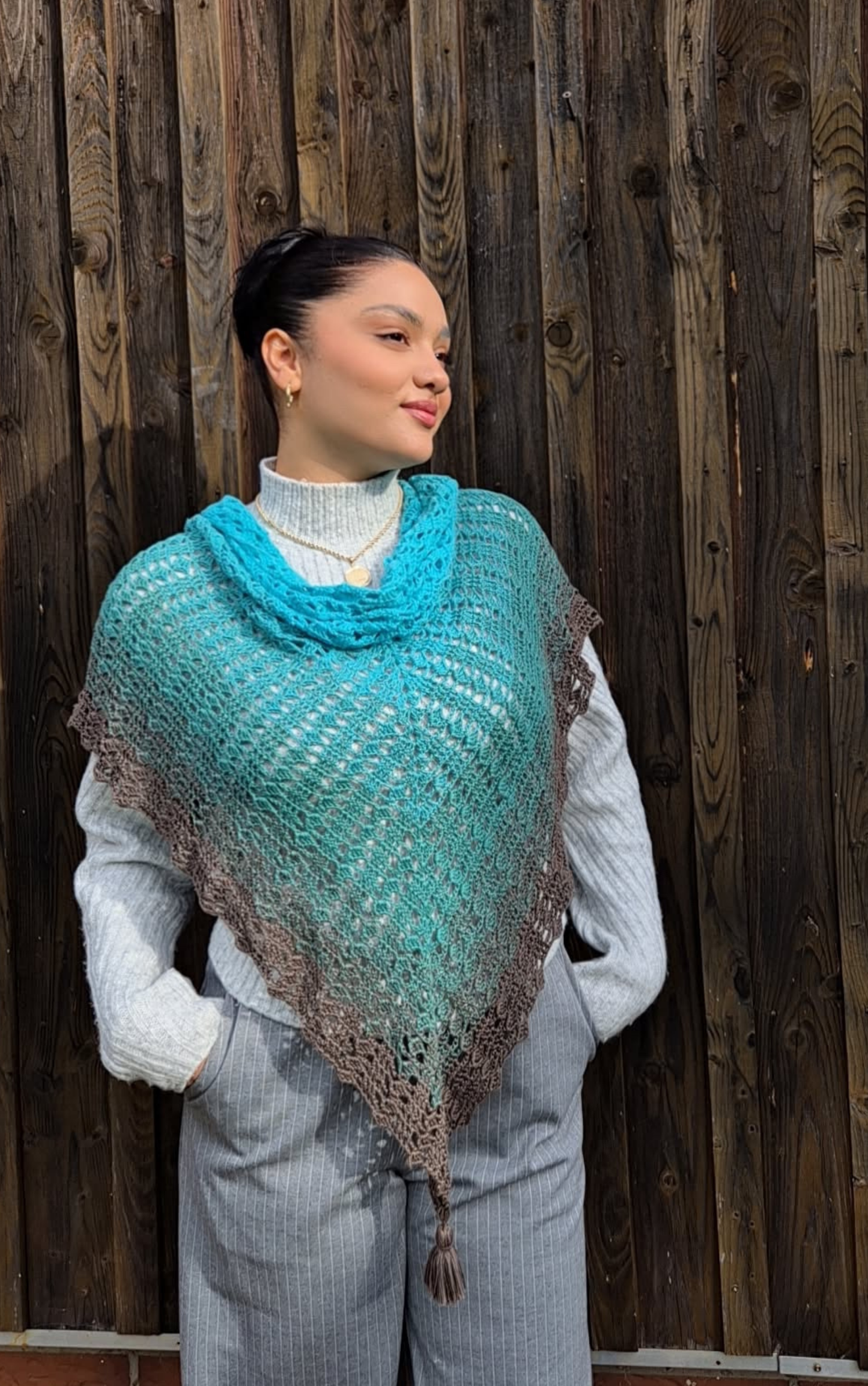 Häkelanleitung „Lena“ – elegantes Dreieckstuch als PDF