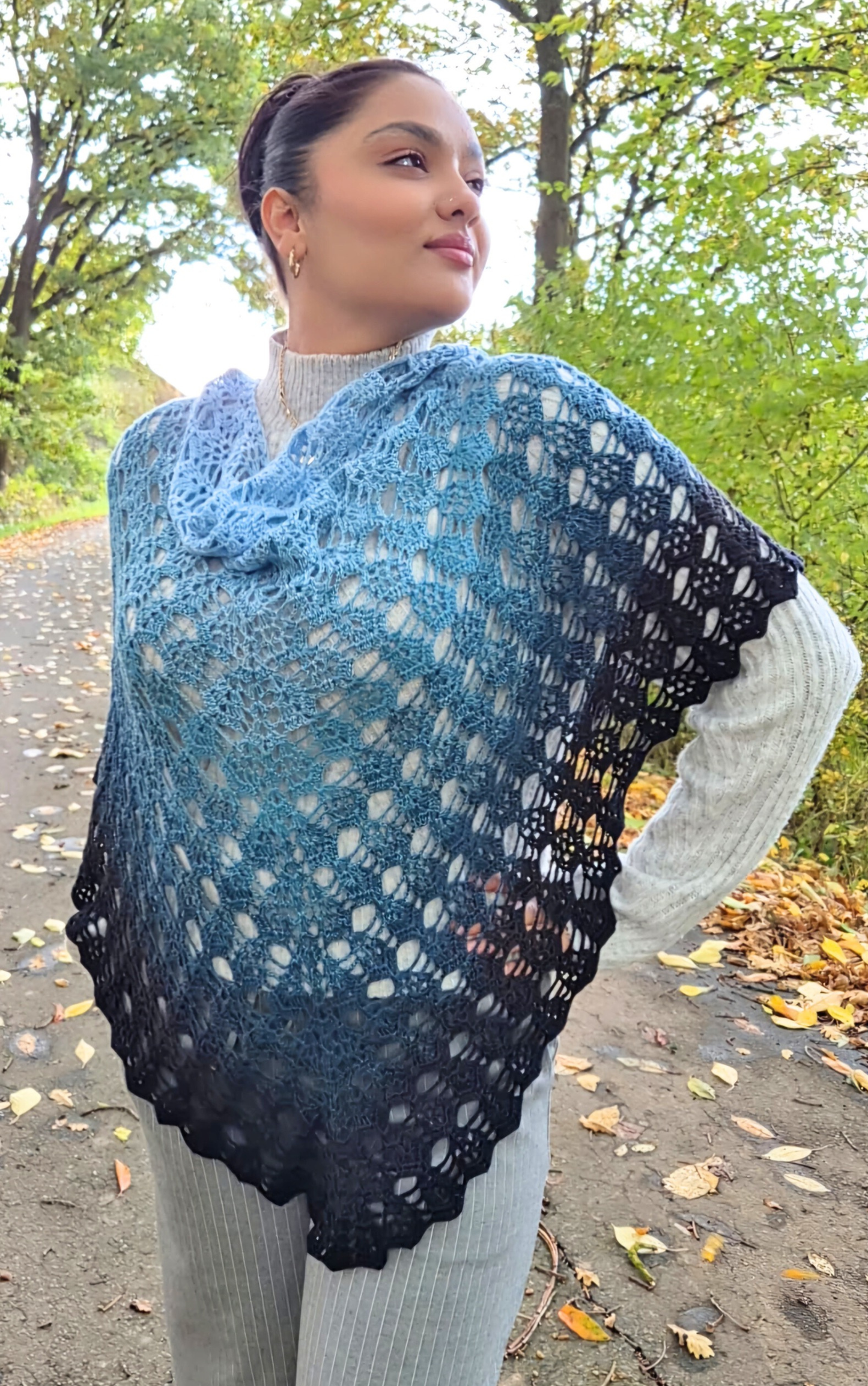 Häkelanleitung „Sternschnuppen“ – elegantes Dreieckstuch als PDF